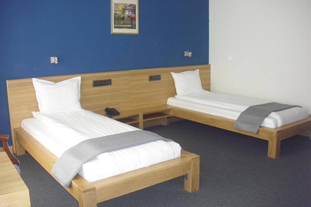 Universal Hotel Dupnitsa Room photo